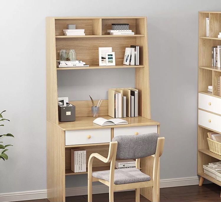 Bàn học sinh thiết kế nhỏ gọn
